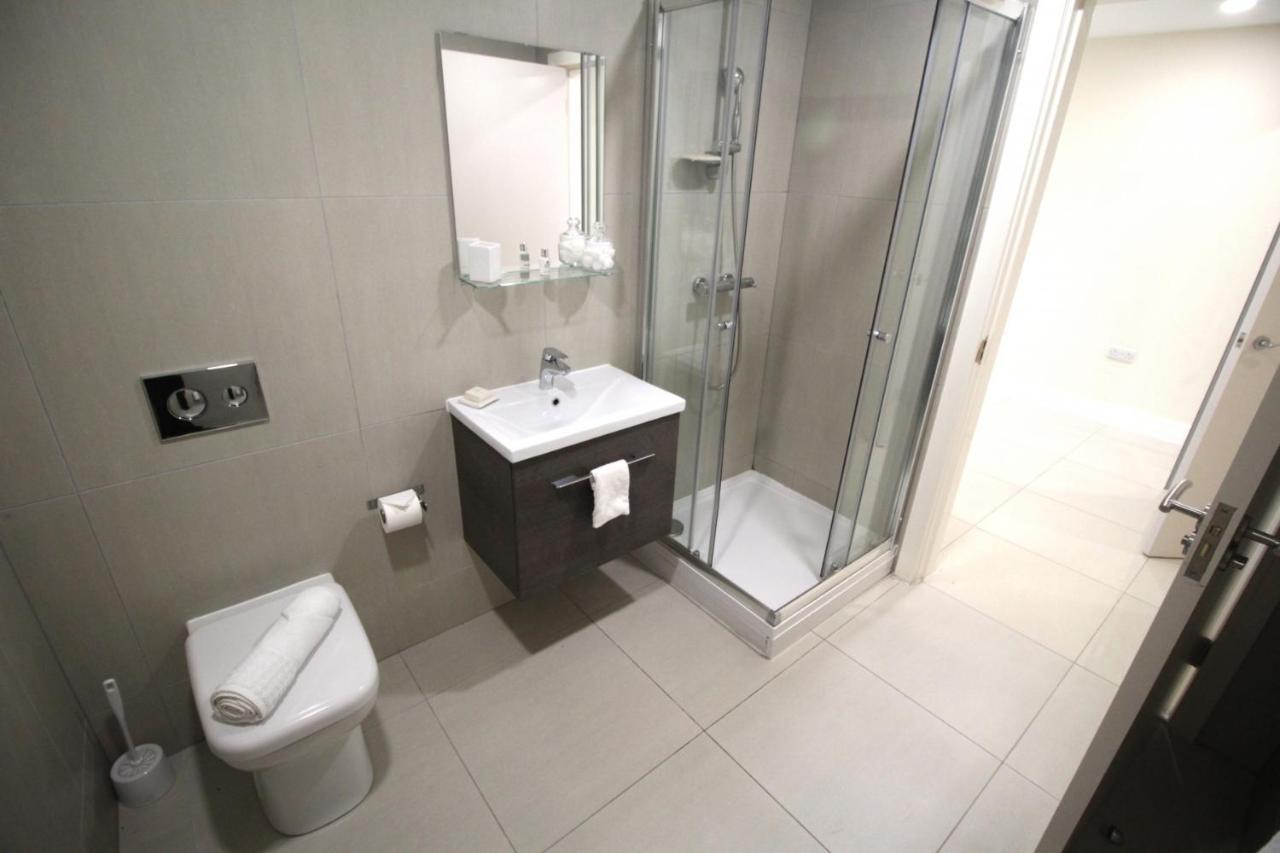 3 Bed Cozy - Next To Leeds Centre & Apartment